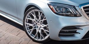 Mercedes-Benz S560